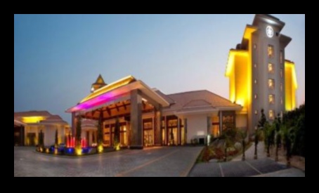 Regal Retreats اكتشف الملاذات المخفية الفاخرة لتجربة سفر فريدة حقًا 2 الخلوات الملكية: اكتشاف الملاذات المخفية الفاخرة